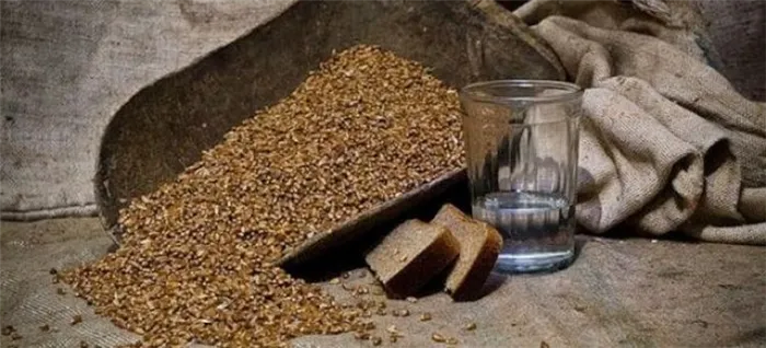 Вопрос о том, стоит ли выращивать пшеницу для лунной белизны, является спорным, так как она оказывает очень положительное, но не обязательное влияние на вкус будущего напитка.