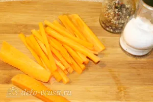 Горбуша с морковью и луком на хлебе: фото шага 3.