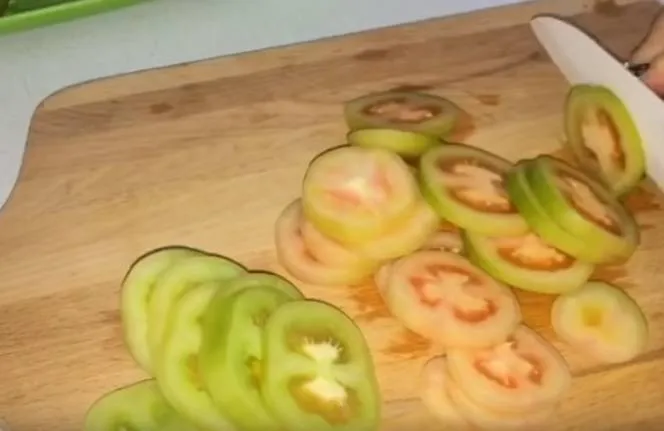 Корейские зеленые помидоры