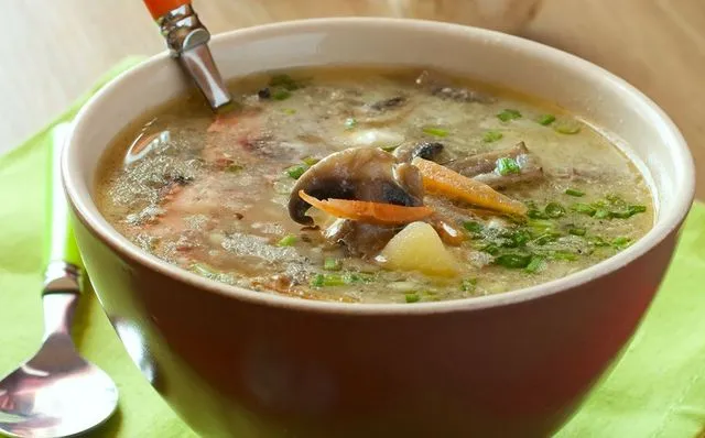 Рецепт 1: Сушеные грибы и грибной суп