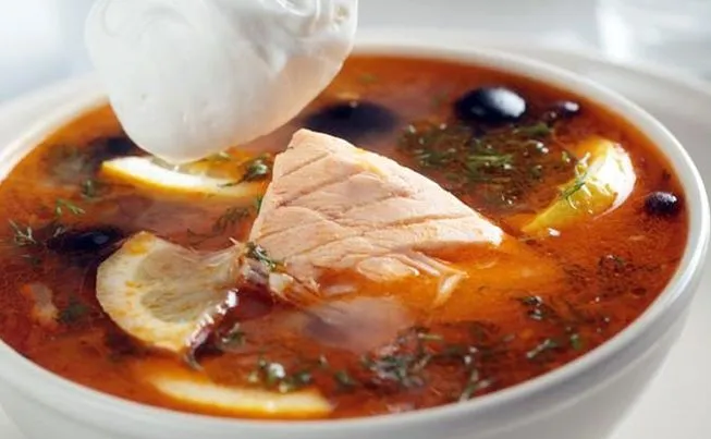 Домашний острый рыбный суп