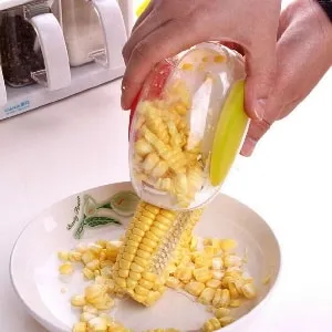 Как почистить кукурузу от зерен в домашних условиях: лучшие лайфхаки для быстрой обработки овоща