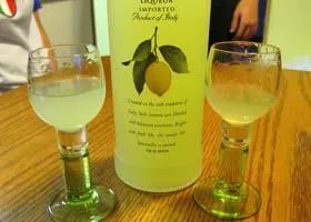 Домашний ликер лимончелло: ТОП-4 рецепта
