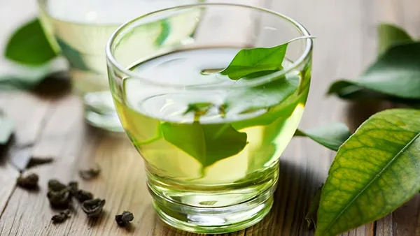 Смузи с зеленым чаем и имбирем