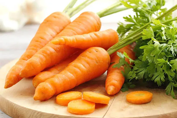 жареная картошка с морковкой и вешенками