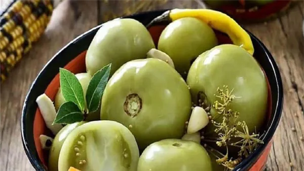 Как приготовить бочковые зеленые помидоры в домашних условиях: лучшие рецепты и советы по приготовлению